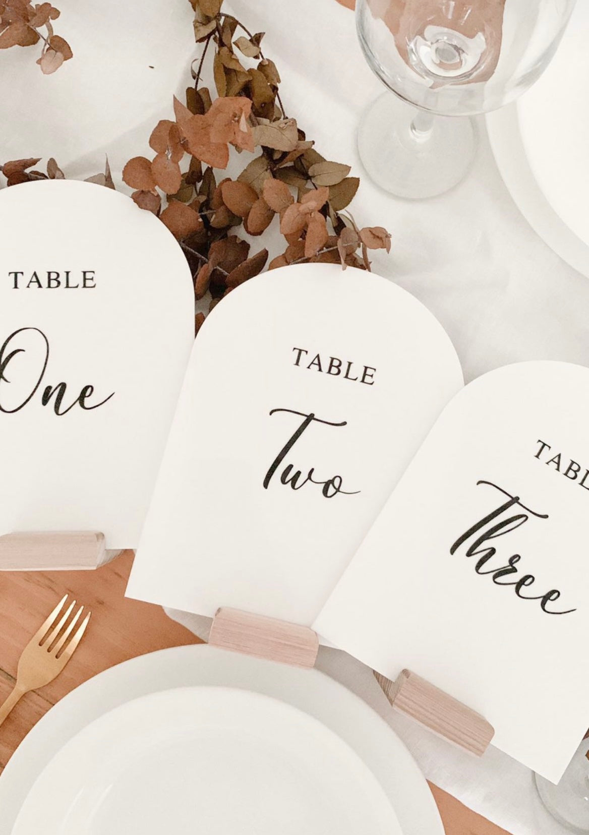 White Arch Table Sign