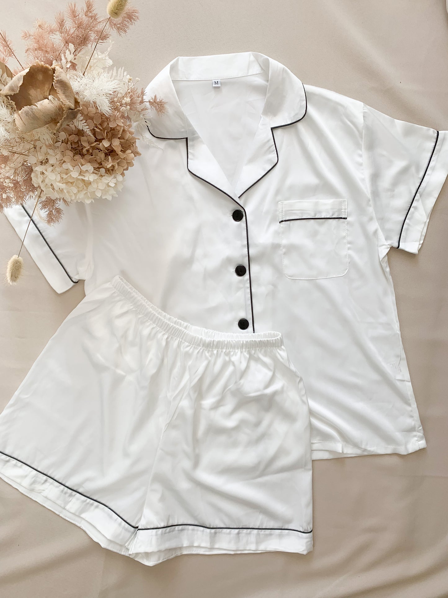 White Short Sleeve & Shorts Pyjama Set